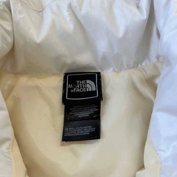 White The North Face Women's Puffer Jacket Size XS - Picture 10 of 12